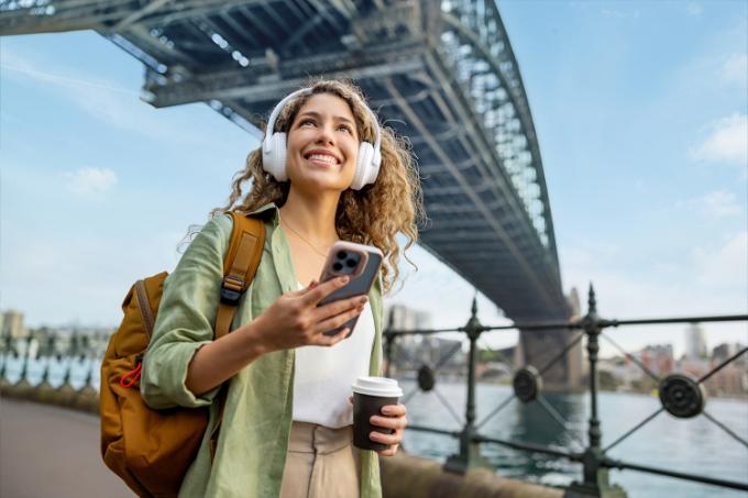eSim, your digital SIM - woman on holiday